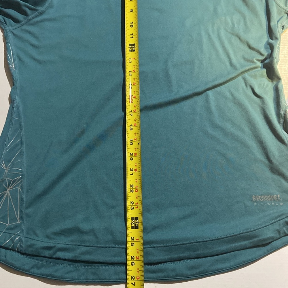 The Running Room Performance Running Shirt - Picture 10 of 10